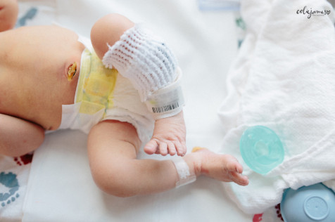 Newborn Photos at the Hospital - Documentary Family Photographer